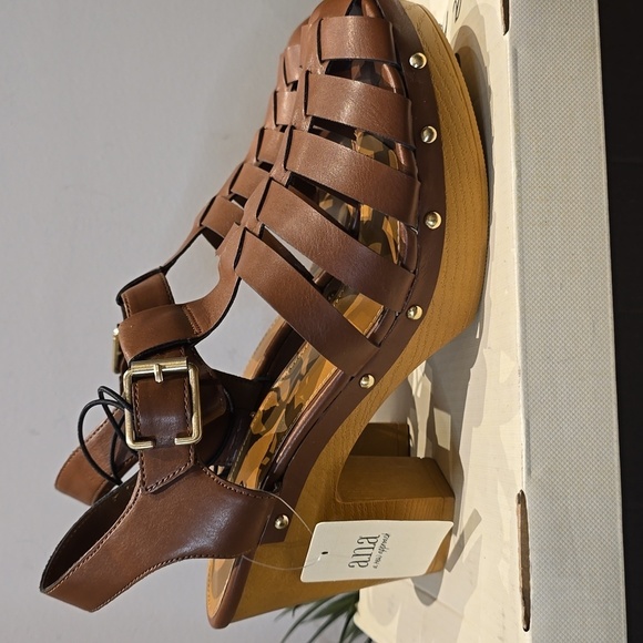 a.n.a. - Jordan Clog Heeled Sandal in Cognac Faux Leather​​​ - Picture 2 of 16